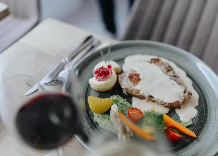 Отель Le Meez Каркассон