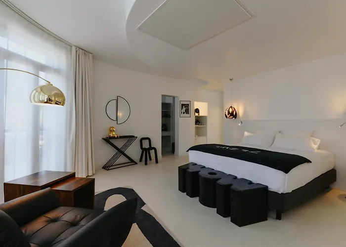 Le Meez Каркассон